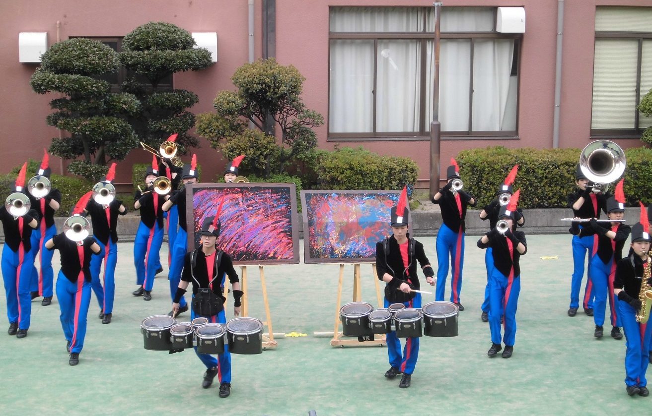 吹奏楽部 中庭演奏 金光大阪中学校 高等学校